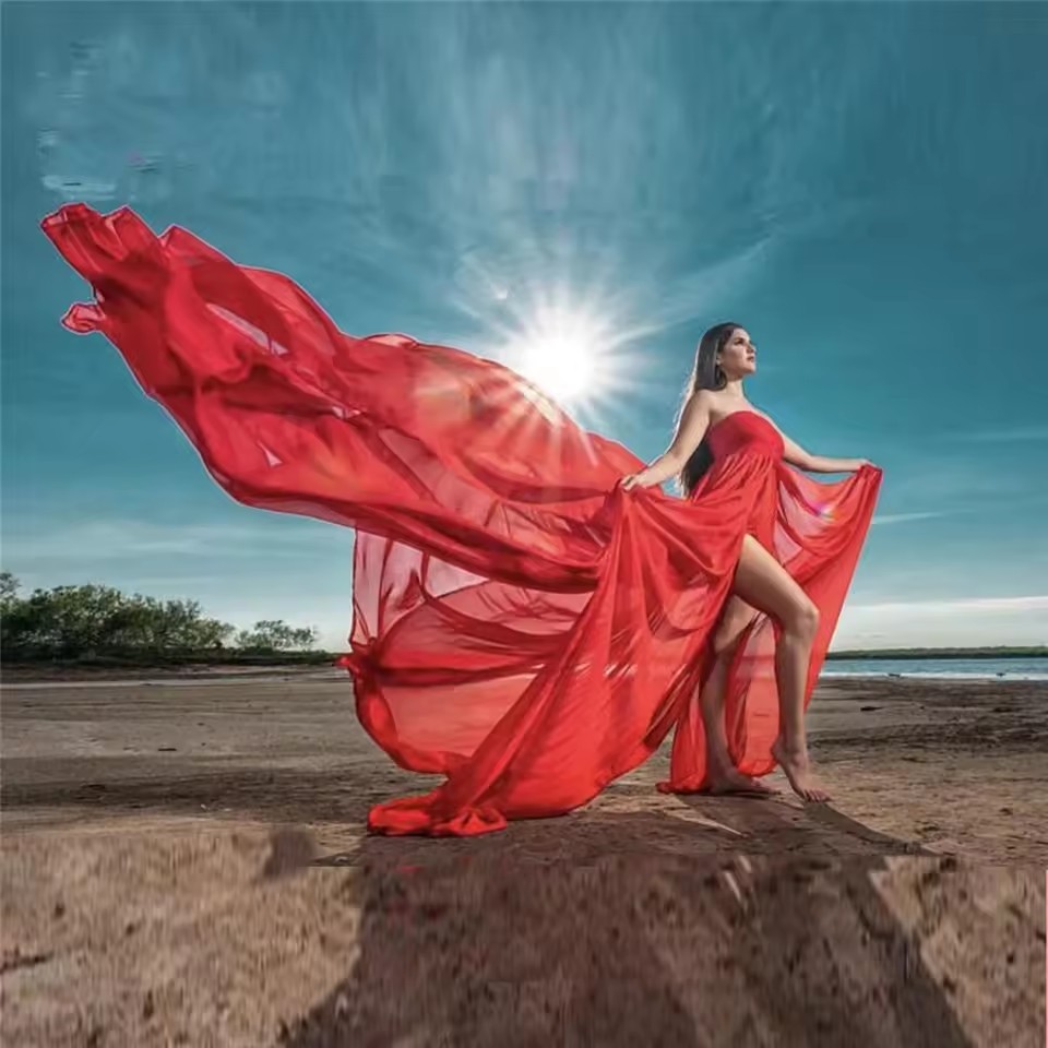 Maternity Wear - Vestido Longo de Chiffon com Renda